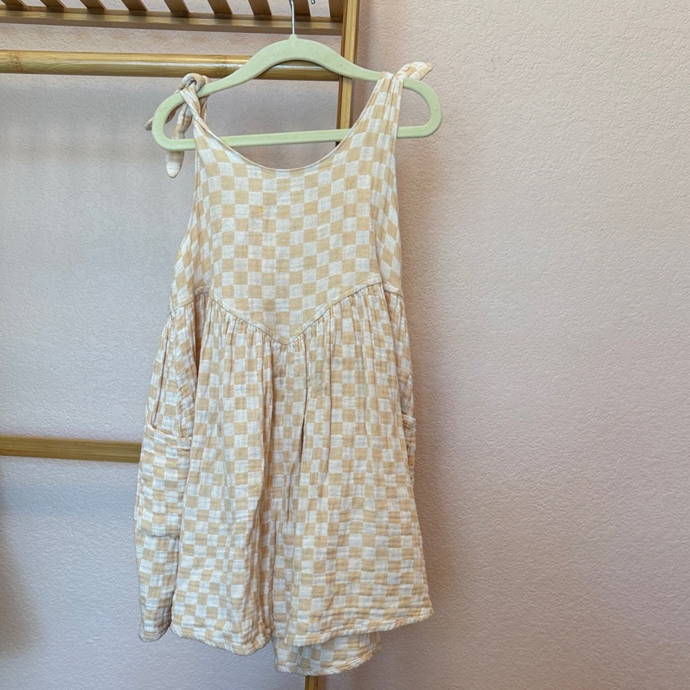 Rylee + Cru Cream and Tan Checkered Dress
